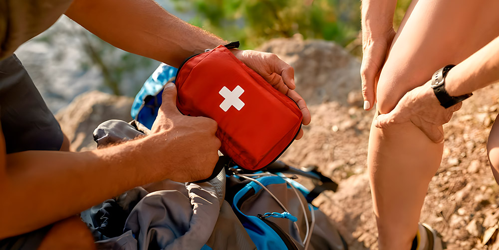 Benefits of first aid kits for survival